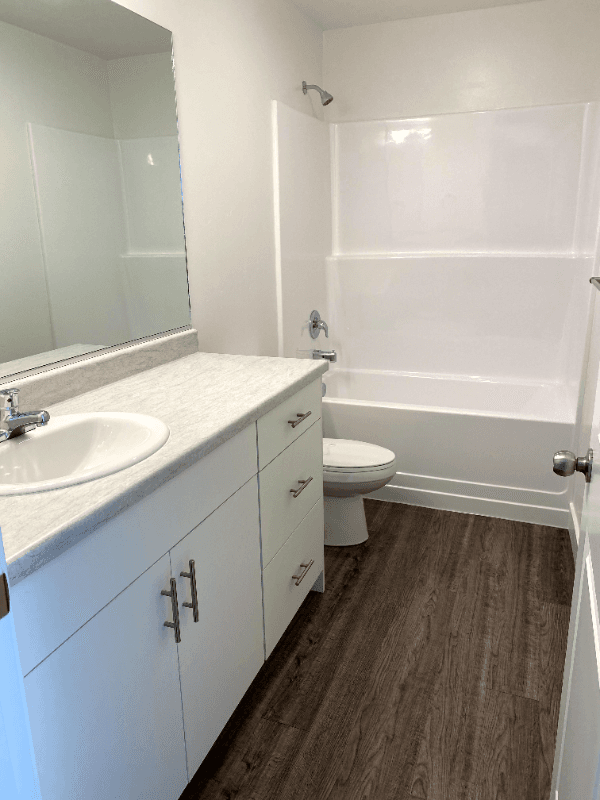 Providence Townhome: 420 West 40 South