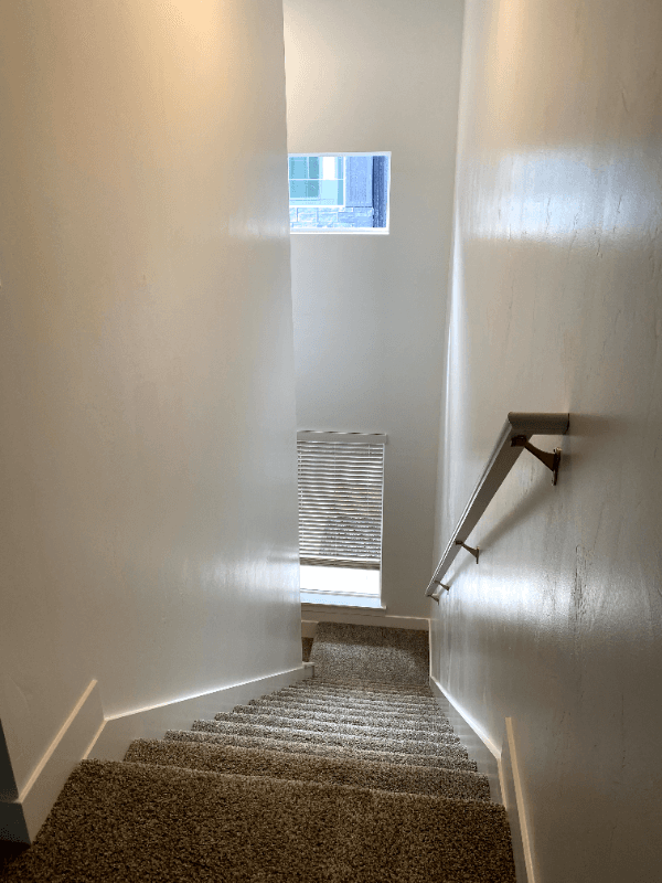 Providence Townhome: 420 West 40 South