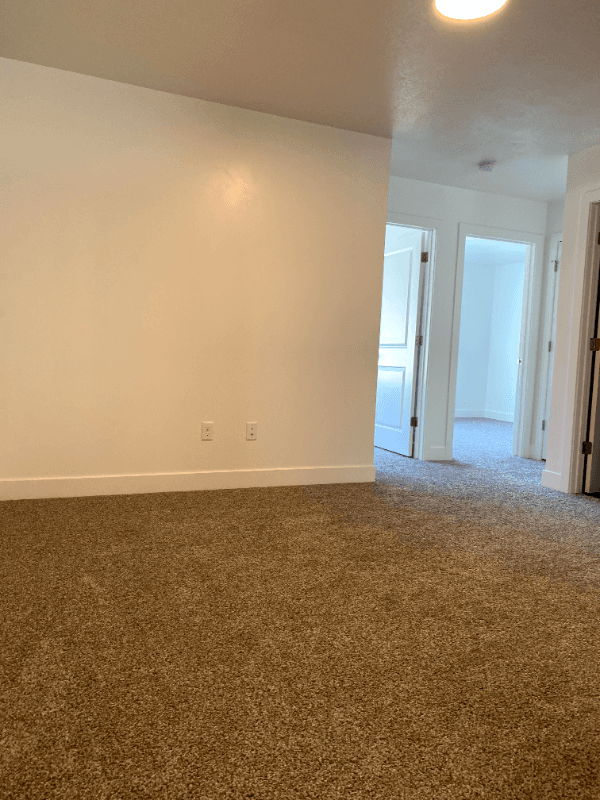 Providence Townhome: 429 West 40 South