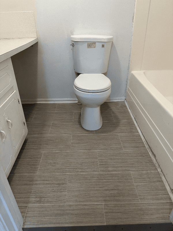 Lenoir Apartment: 1923 Norwood St.