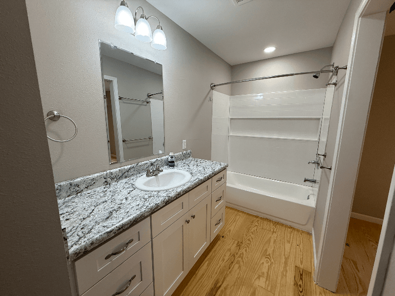 Atmore House: 80 Redwood Lane