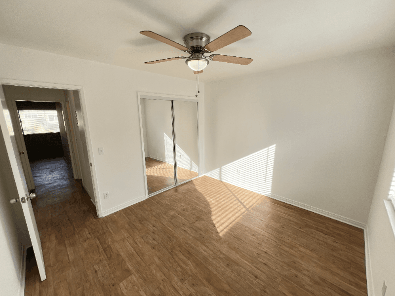 Van Nuys Apartment: 14650 Saticoy Street