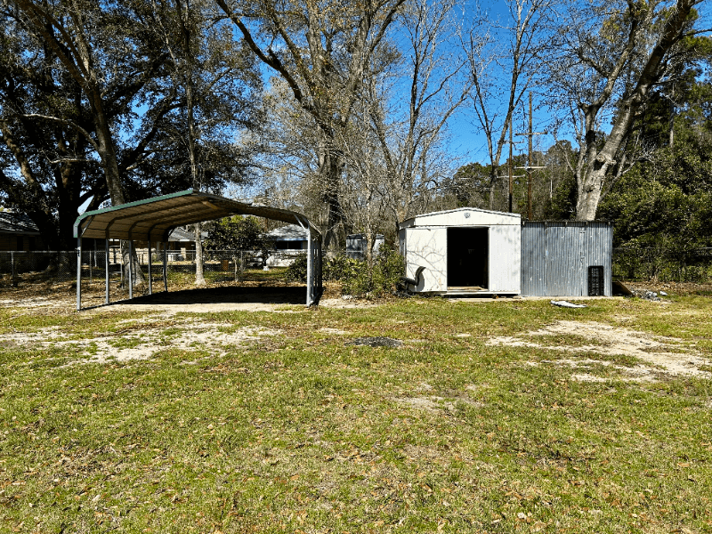 DeRidder House: 120 Nolen Street