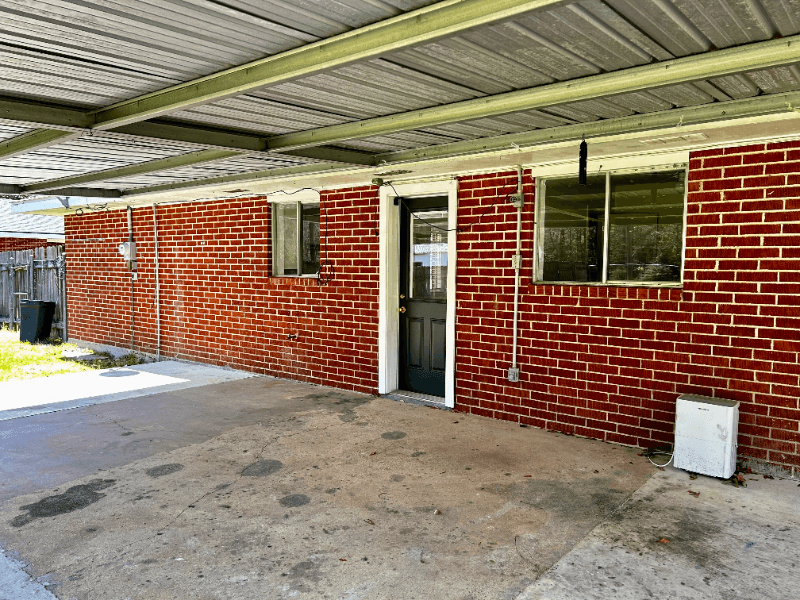DeRidder House: 120 Nolen Street