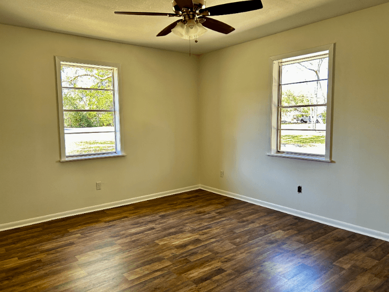 DeRidder House: 120 Nolen Street