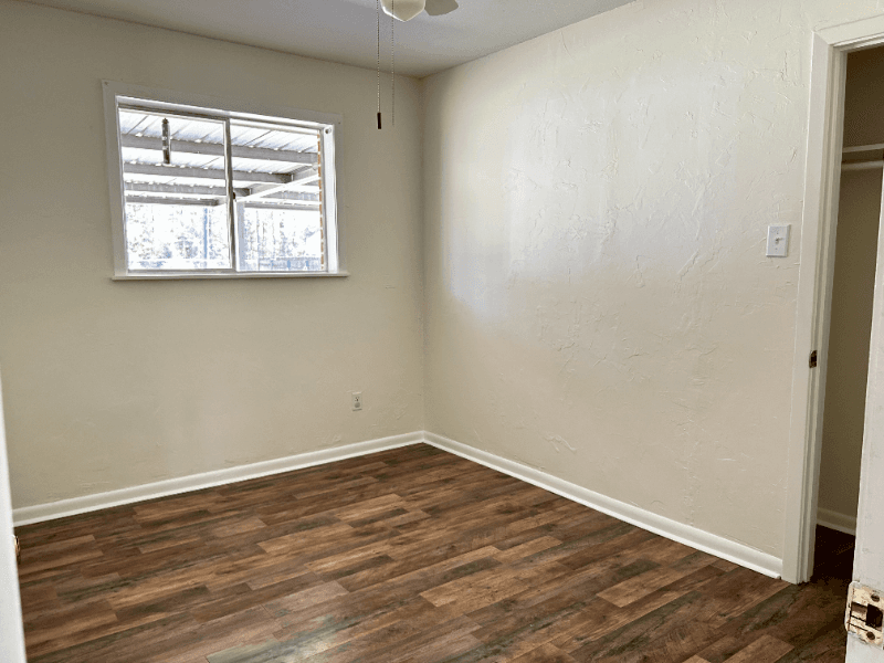 DeRidder House: 120 Nolen Street