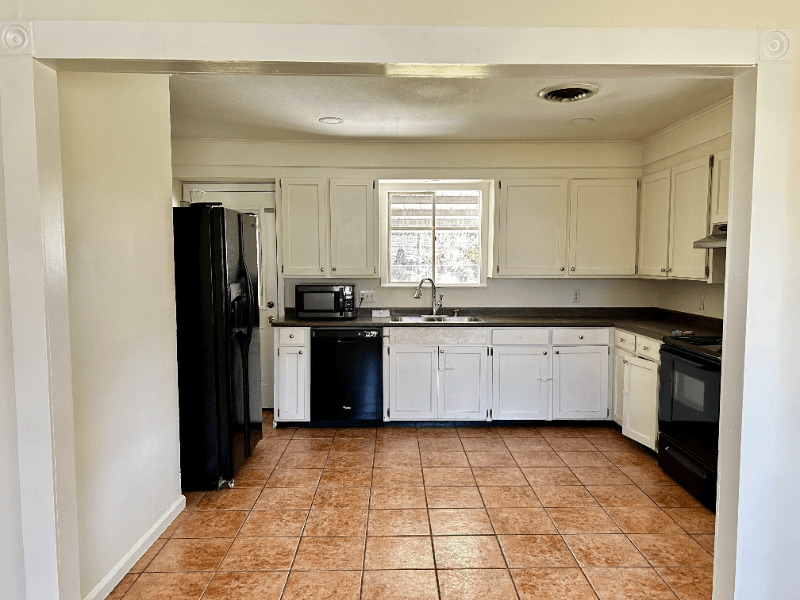 DeRidder House: 120 Nolen Street