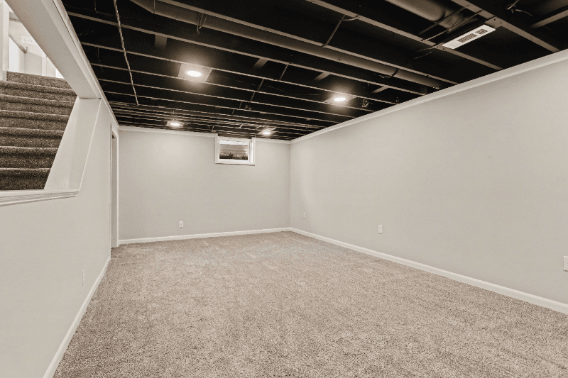 Galesburg House: 10203 Shadowlane