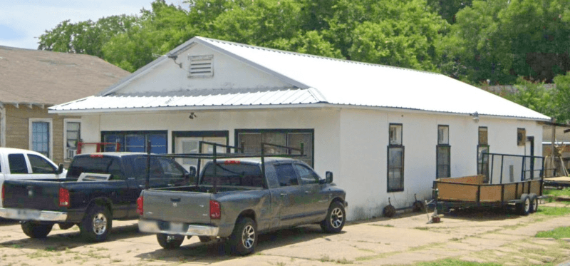 Sherman House: 902 E Cherry St