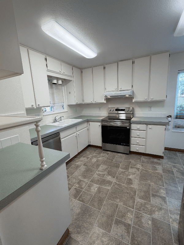 Beaverton Condo: 17633 NW Rolling Hill Lane