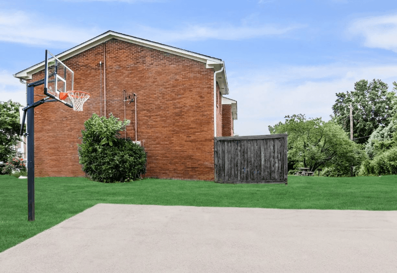 Nashville Townhome: 600 Whispering Hills Dr
