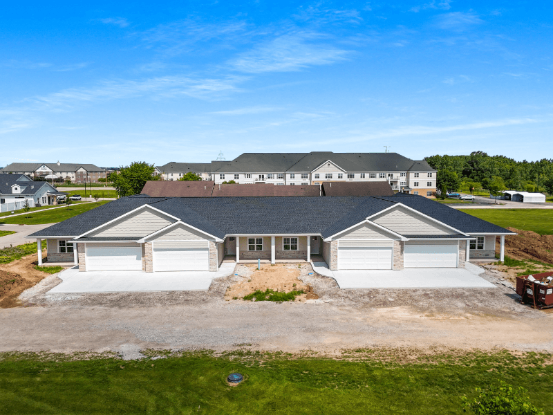 Green Bay Townhome: 2716 Saffron Pl