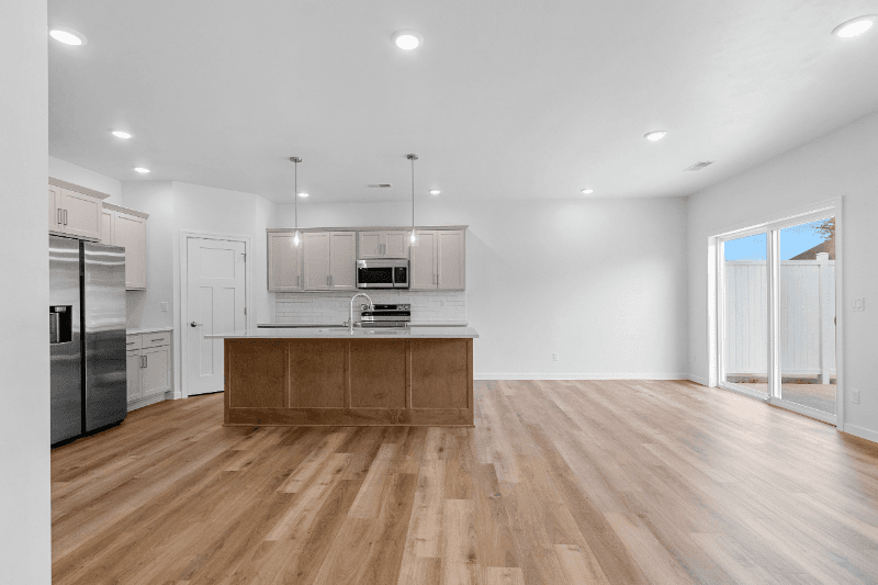 Green Bay Townhome: 2716 Saffron Pl