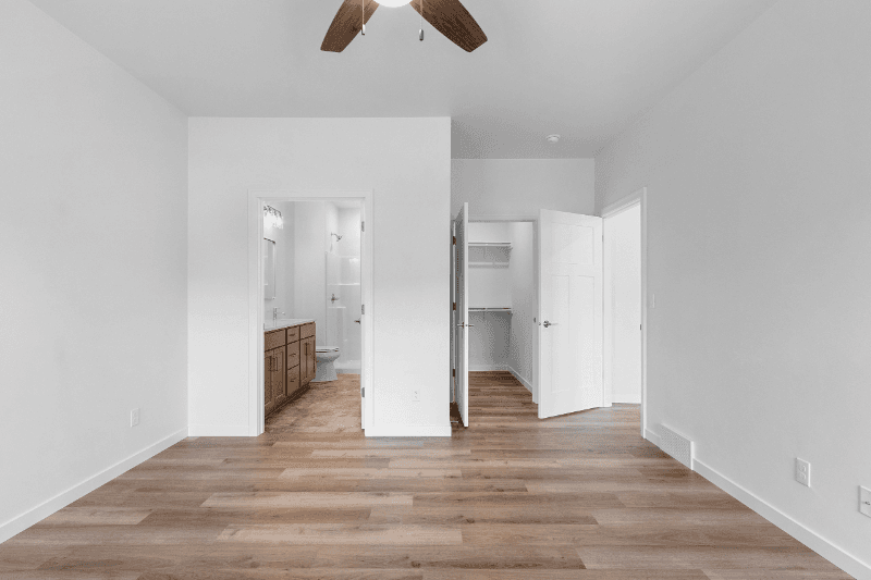 Green Bay Townhome: 2716 Saffron Pl
