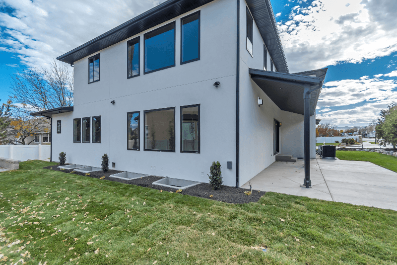 South Jordan House: 3168 W. Chalk Creek Way