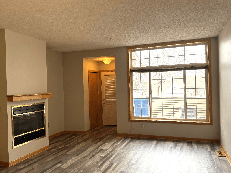 Eden Prairie Townhome: 18183 Warbler Ln