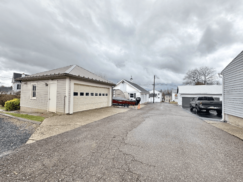 DANVILLE Multiplex: 573 bloom st