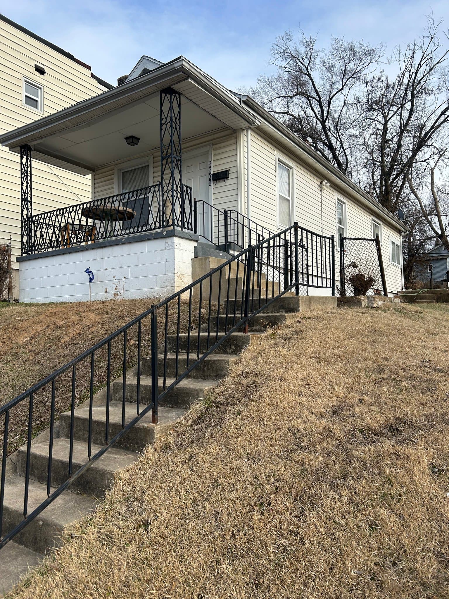 St. Louis House: 5508 Beacon Ave
