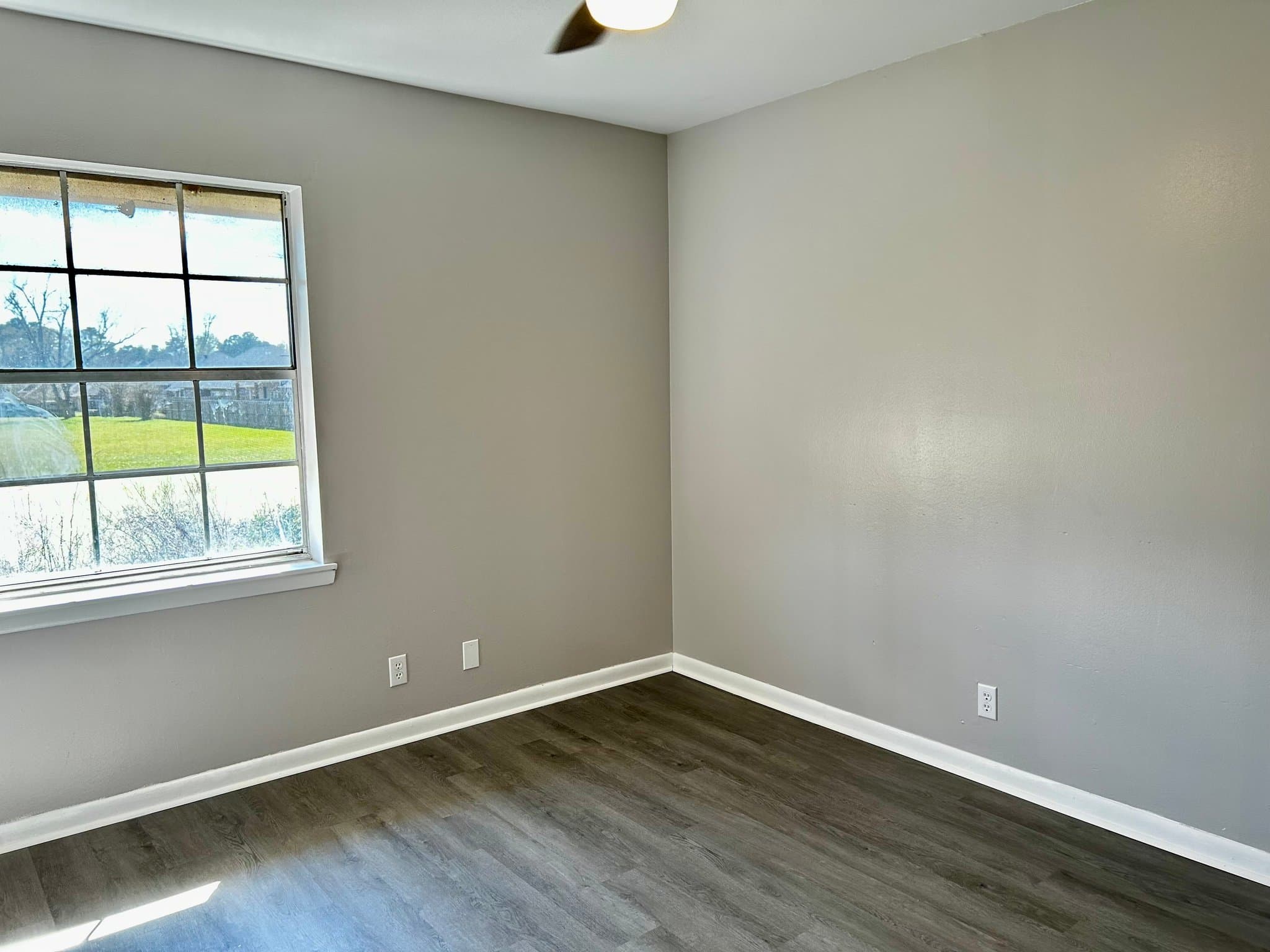 Deridder Condo: 305 Greenbriar Street