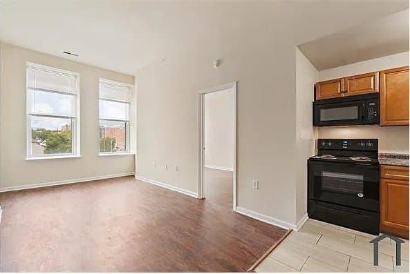 Baltimore Townhome: 317 E. North Ave, Baltimore City