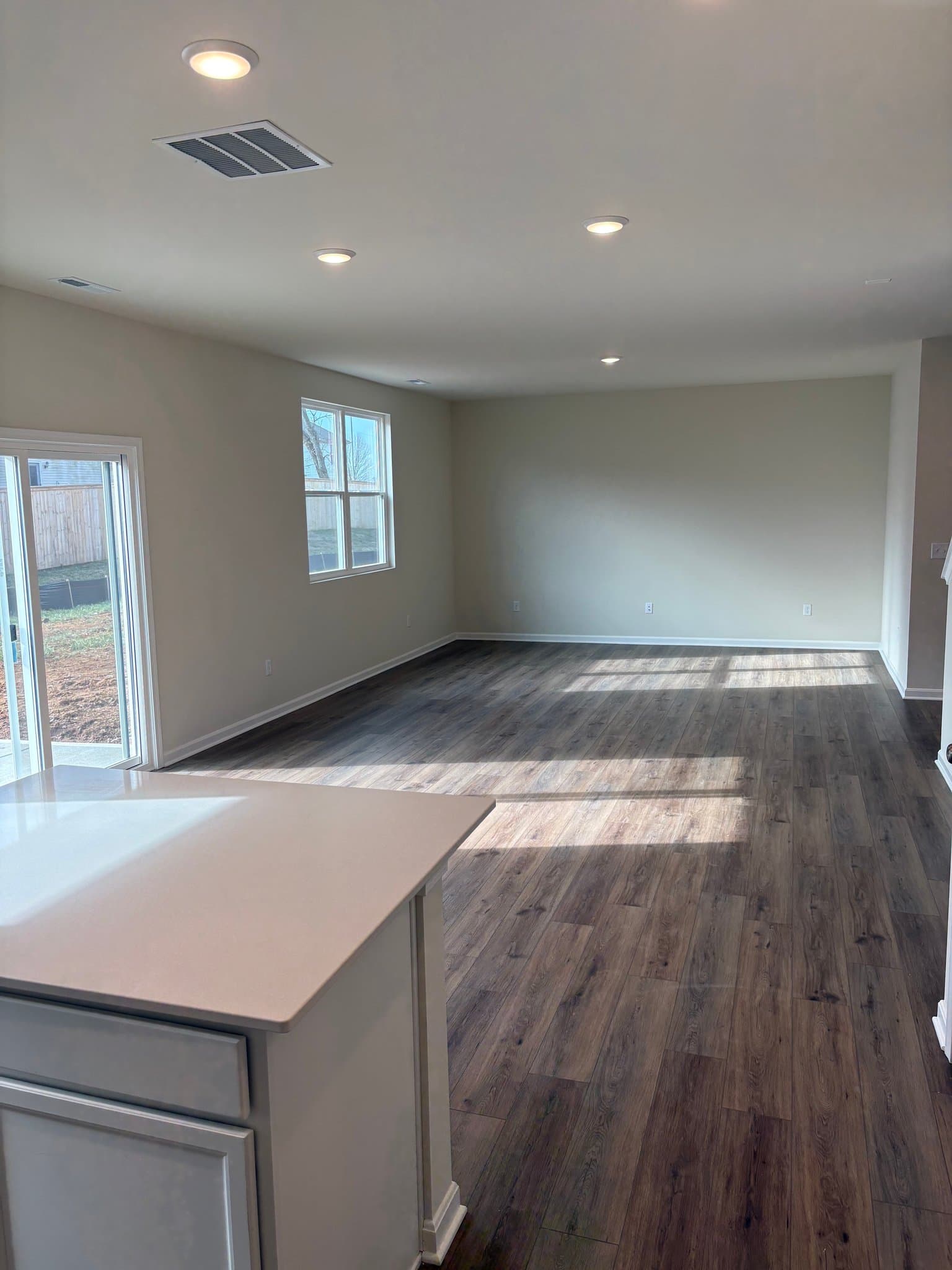 Louisville House: 2013 Lyndon Green Circle