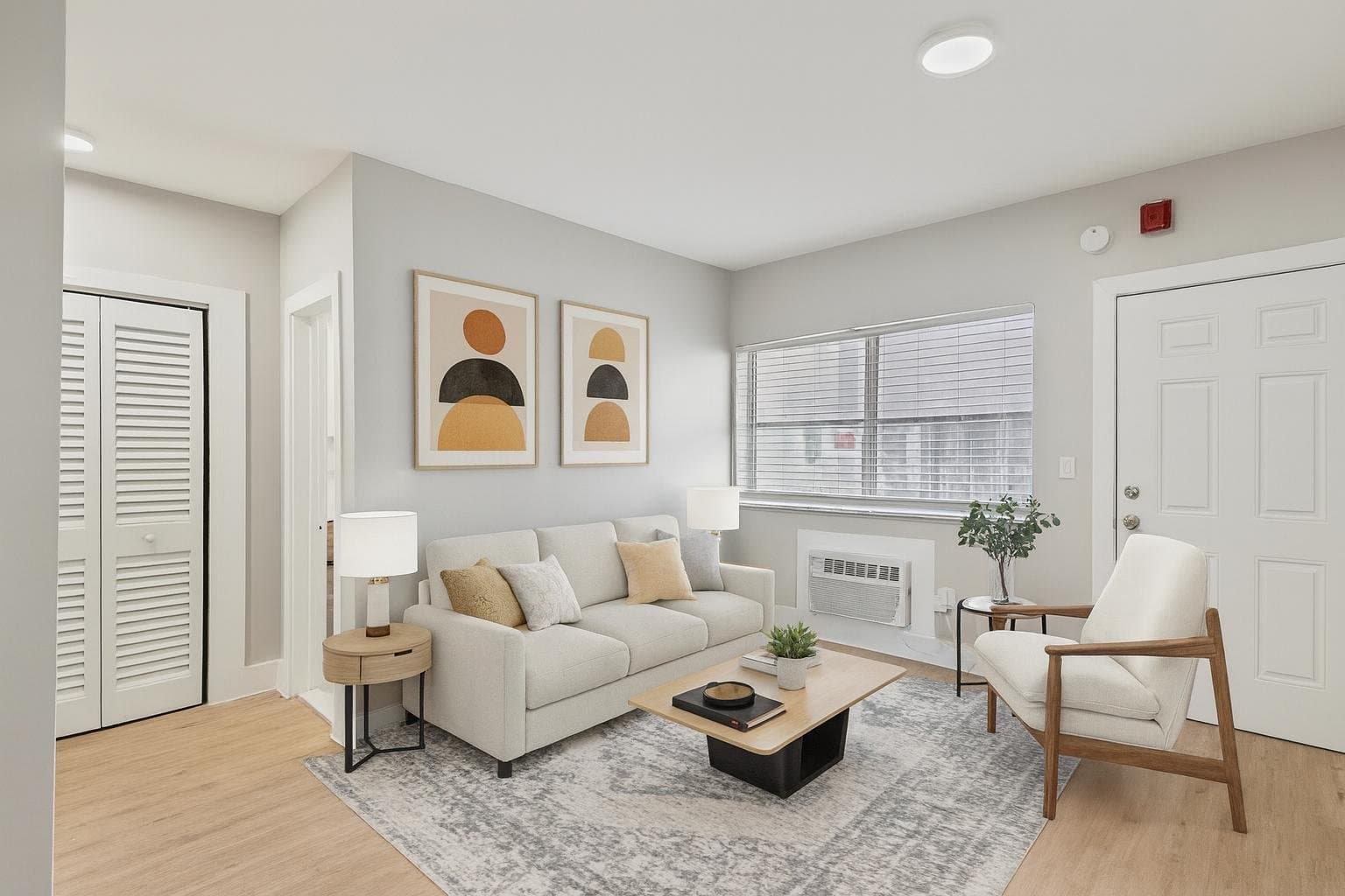 Miami Apartment: 1315 NE Miami Ct