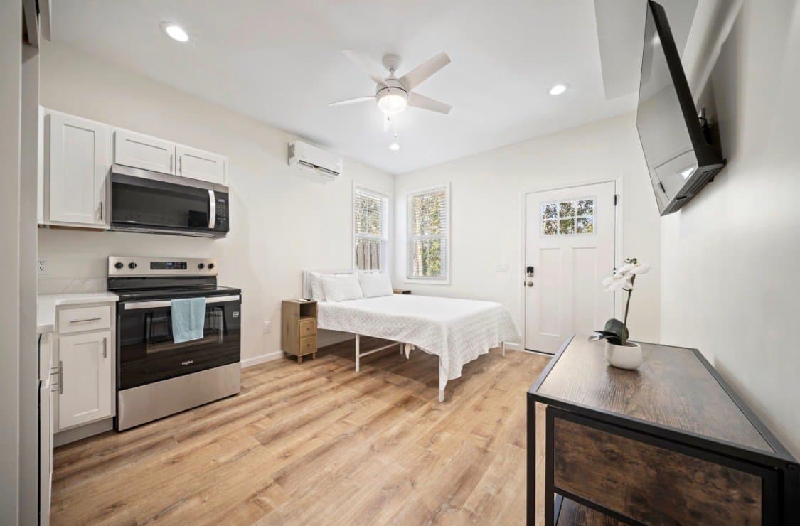 Wilmington Apartment: 5069 Peachtree Ave