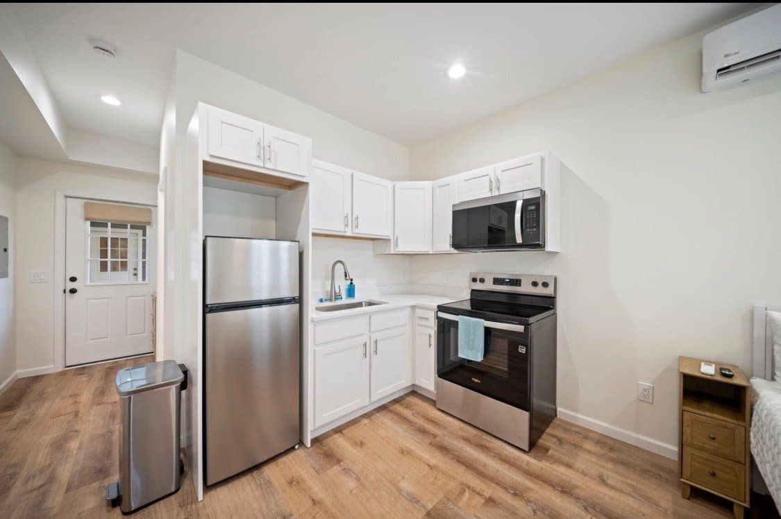 Wilmington Apartment: 5069 Peachtree Ave