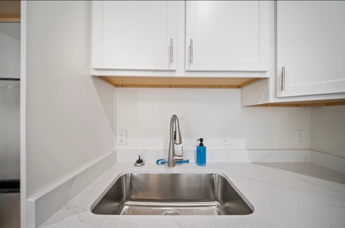 Wilmington Apartment: 5069 Peachtree Ave