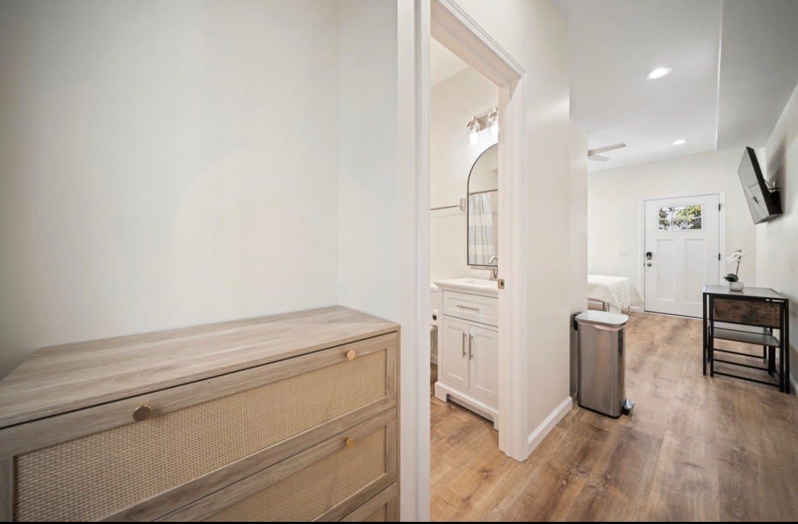 Wilmington Apartment: 5069 Peachtree Ave