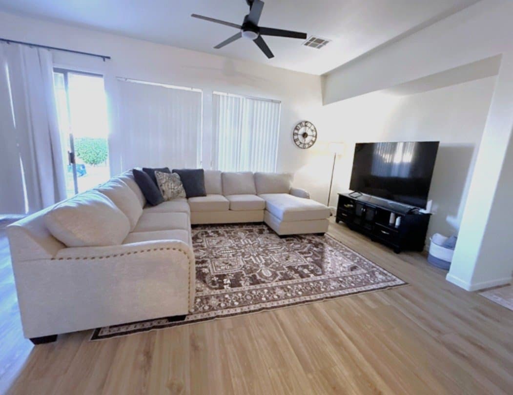 Chandler House: S Longmore St - C0ntact for full address