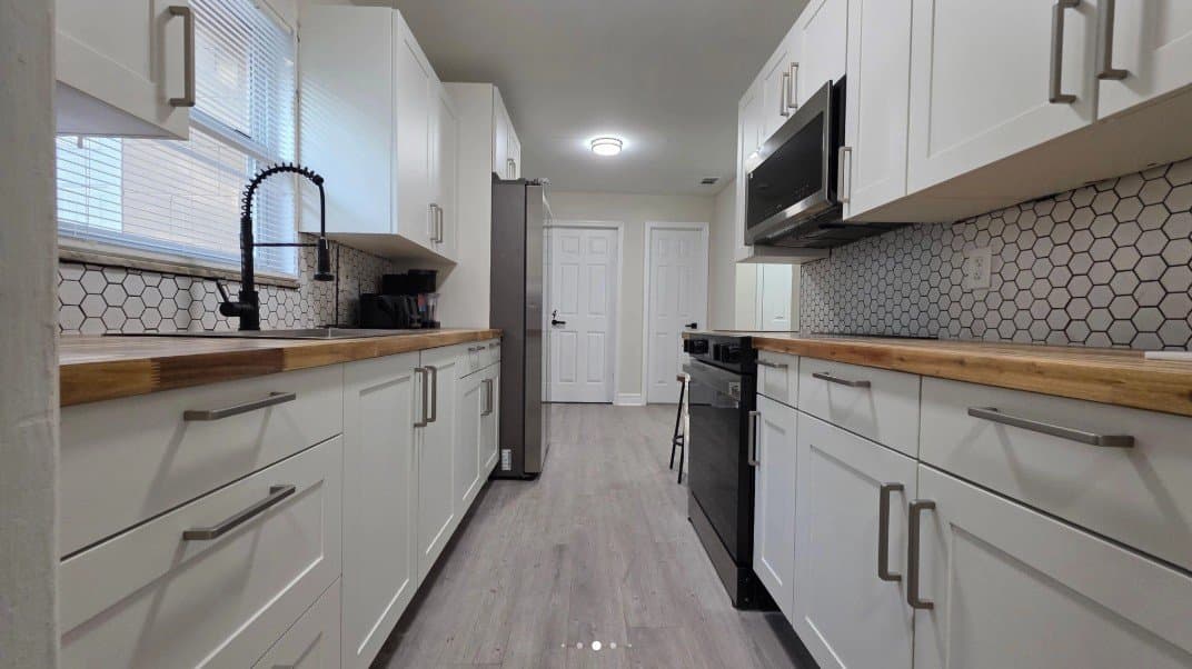 Orlando House: 1343 Poppy Ave.