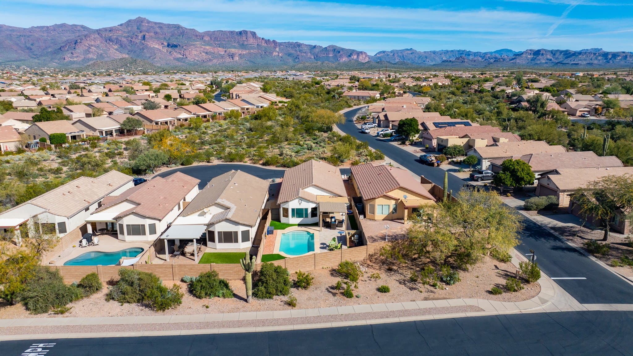 Gold Canyon House: 8242 S Hidden Trail Ct