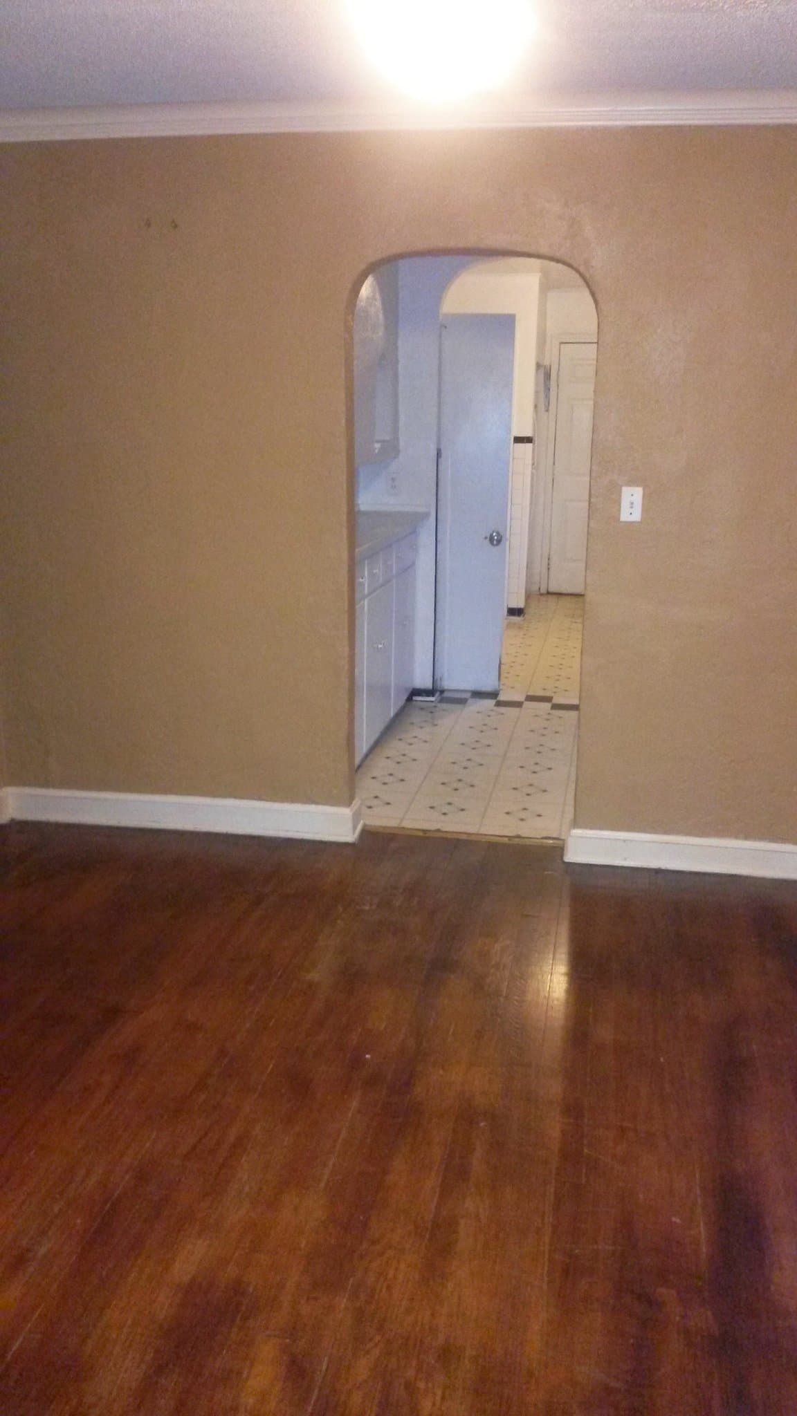 Kansas City House: 7400 Forest Avenue