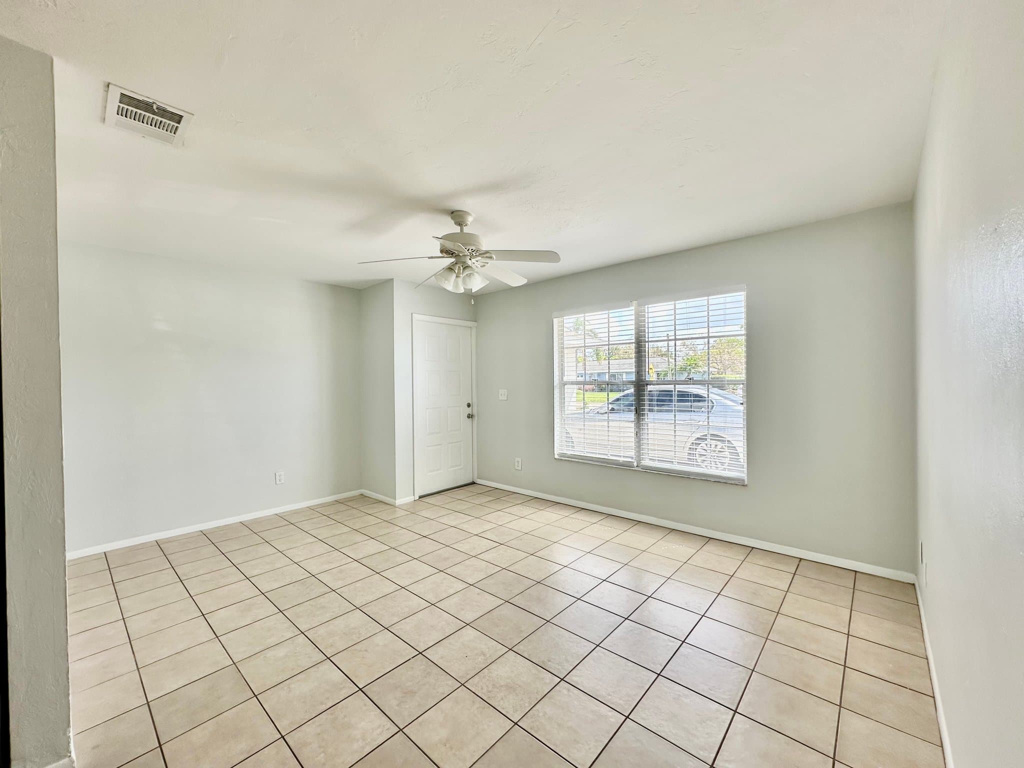 FORT MYERS House: 7433 PEBBLE BEACH RD
