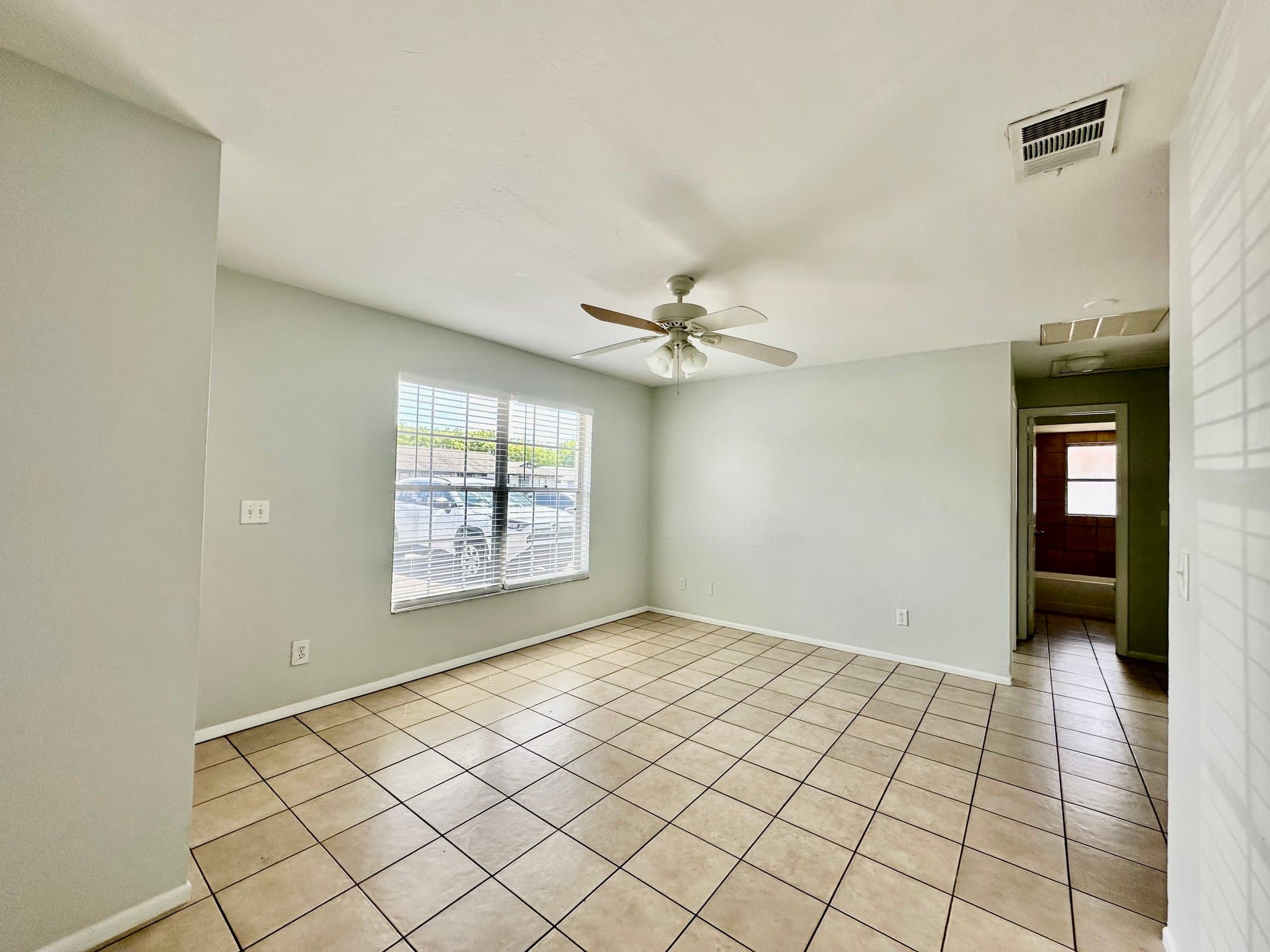 FORT MYERS House: 7433 PEBBLE BEACH RD