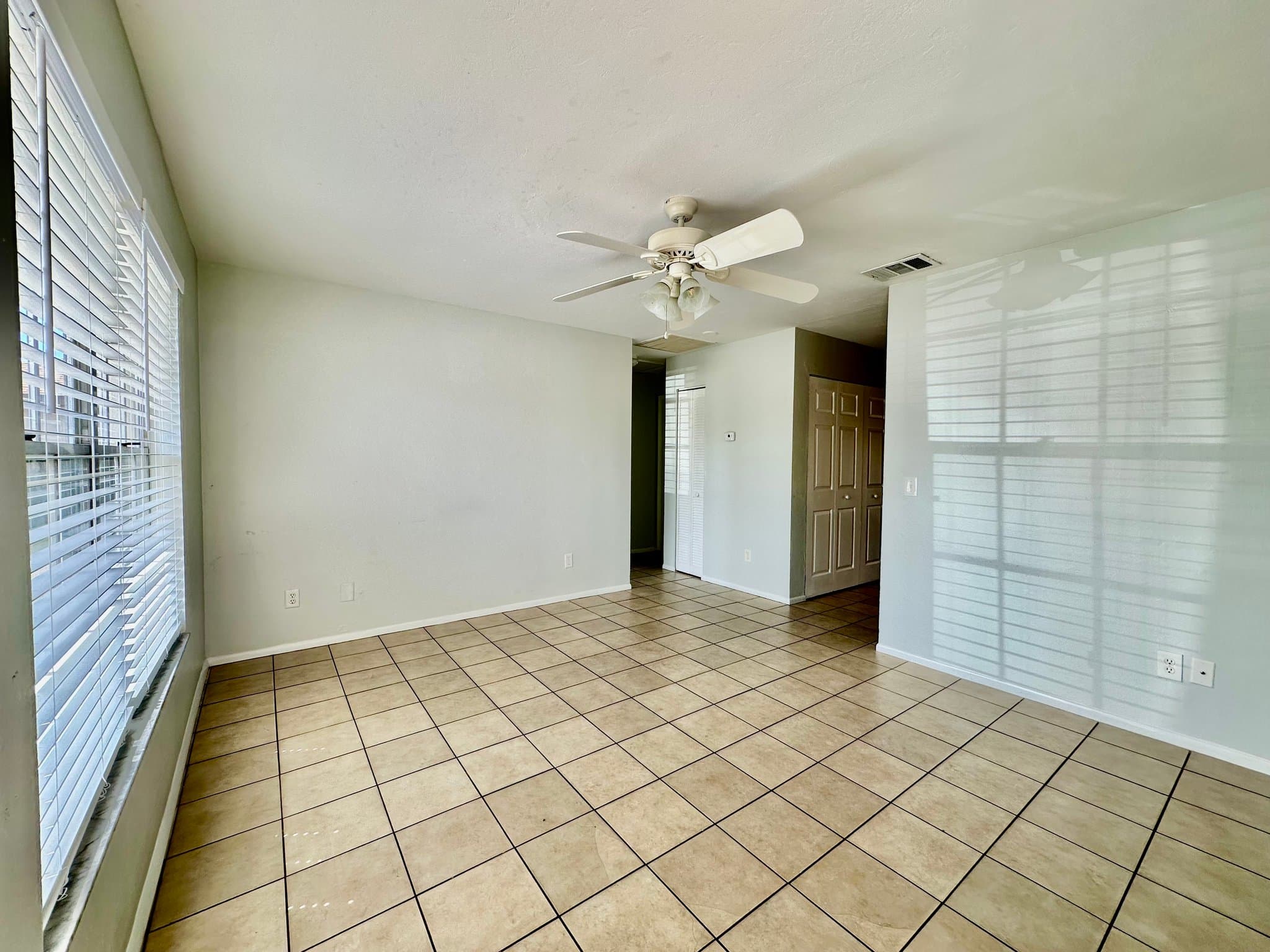 FORT MYERS House: 7433 PEBBLE BEACH RD