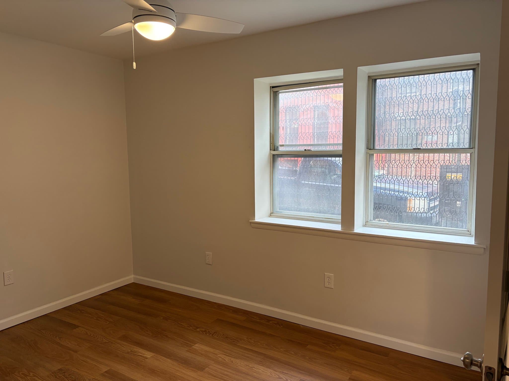 Baltimore Apartment: 15 E Read Street