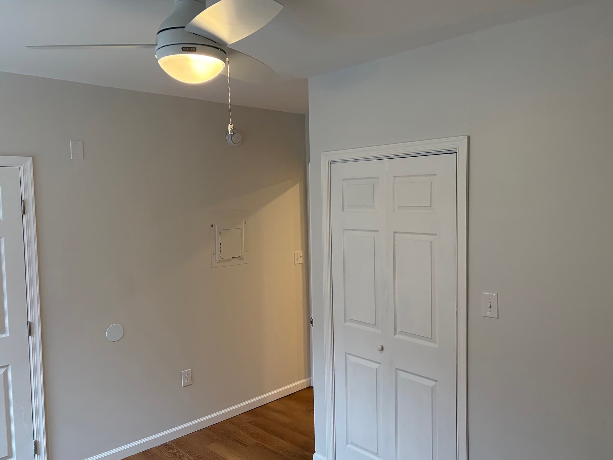 Baltimore Apartment: 15 E Read Street