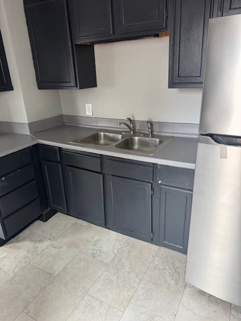 Lansing House: 900 W Willow