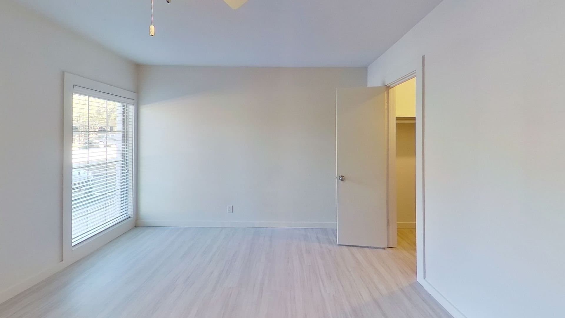 Austin Apartment: 203 W 39th St