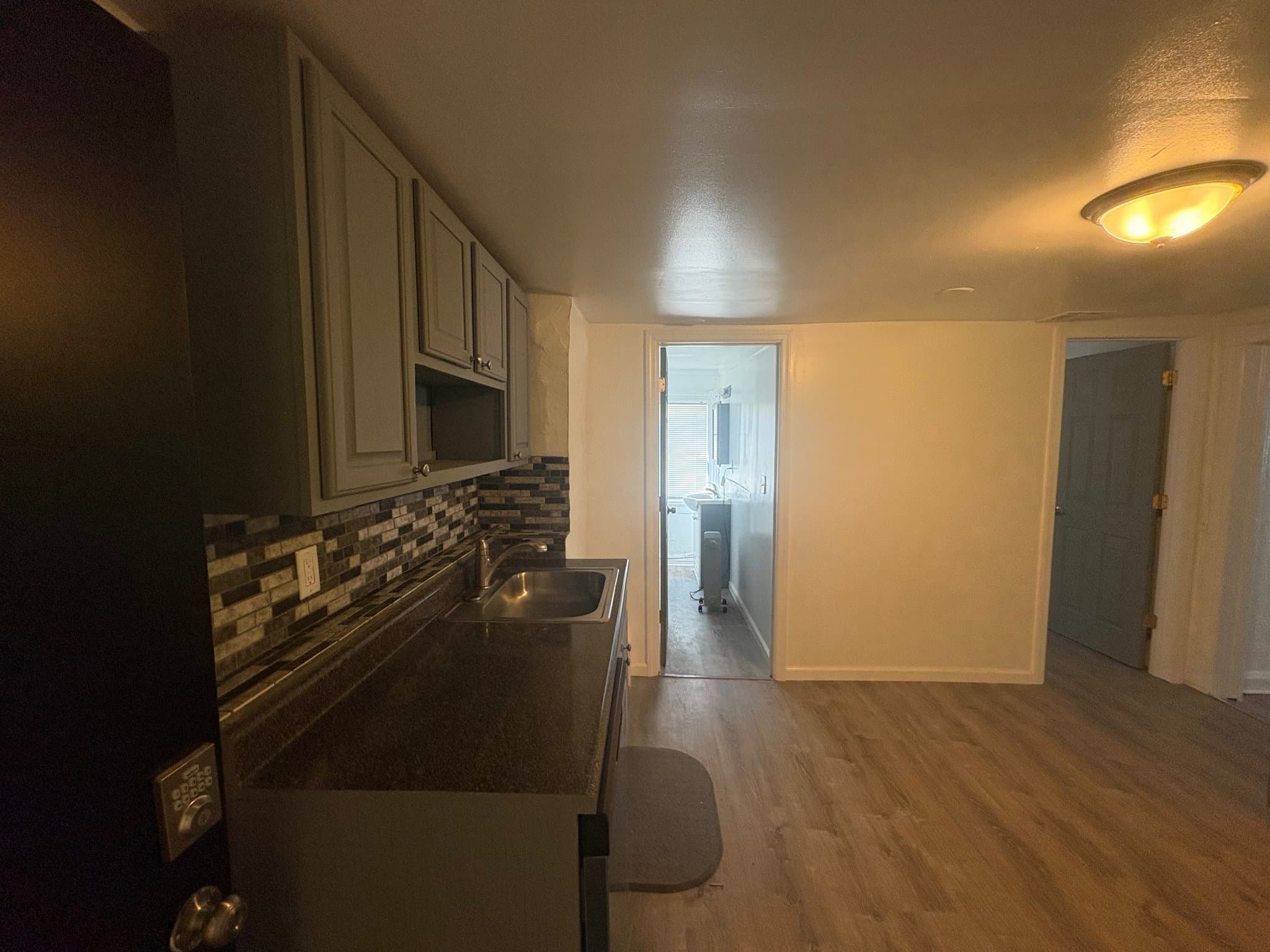 Highlands Apartment: 11 Miller Street