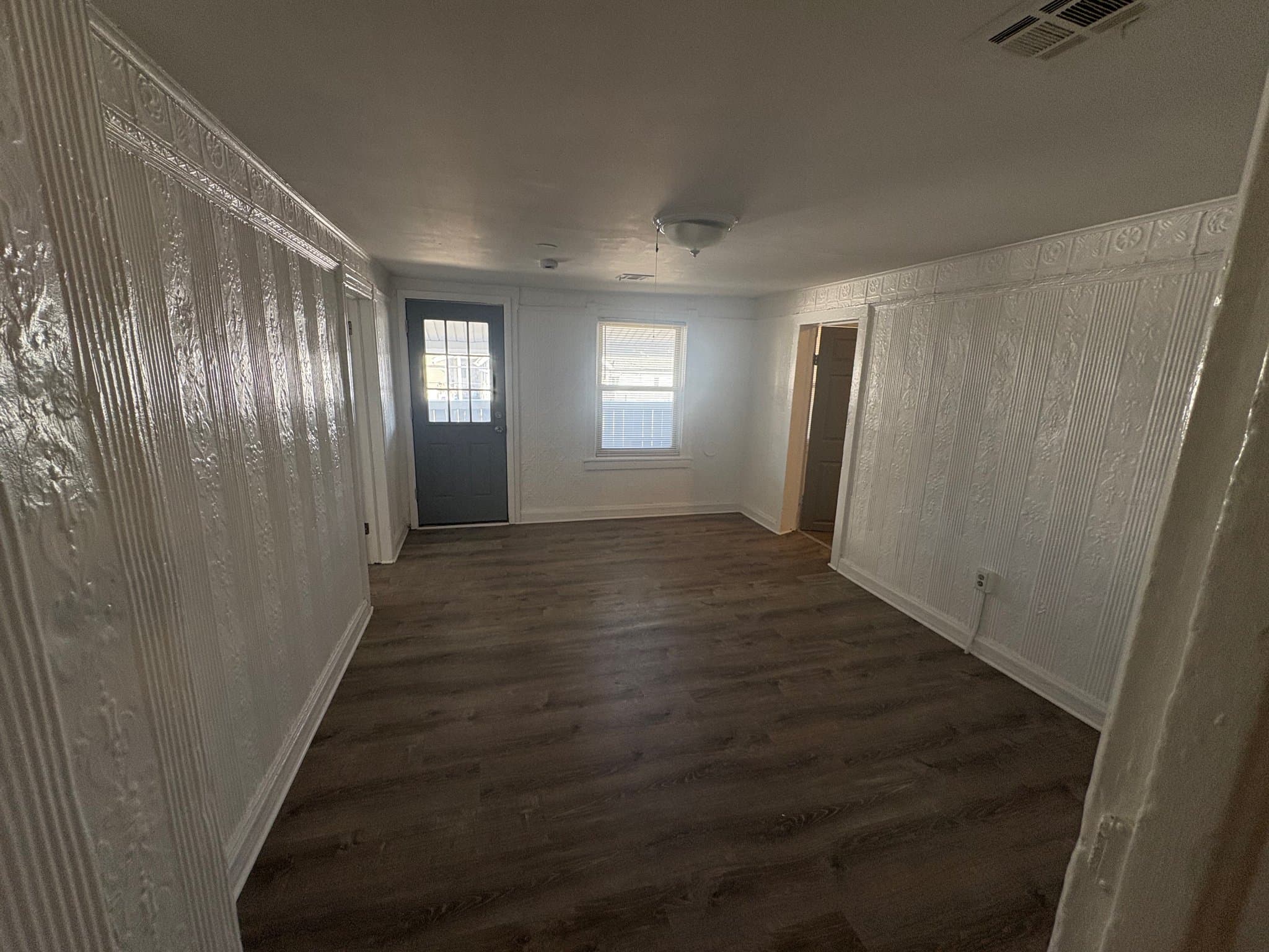 Highlands Apartment: 11 Miller Street