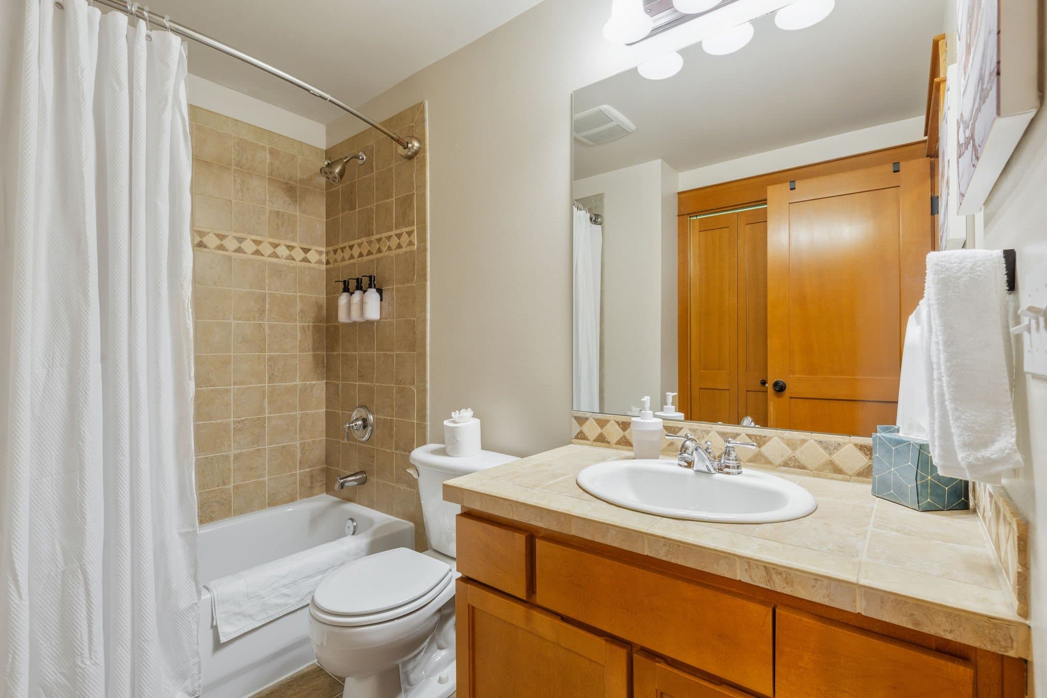 Seattle House: 3006 SW Hinds St,