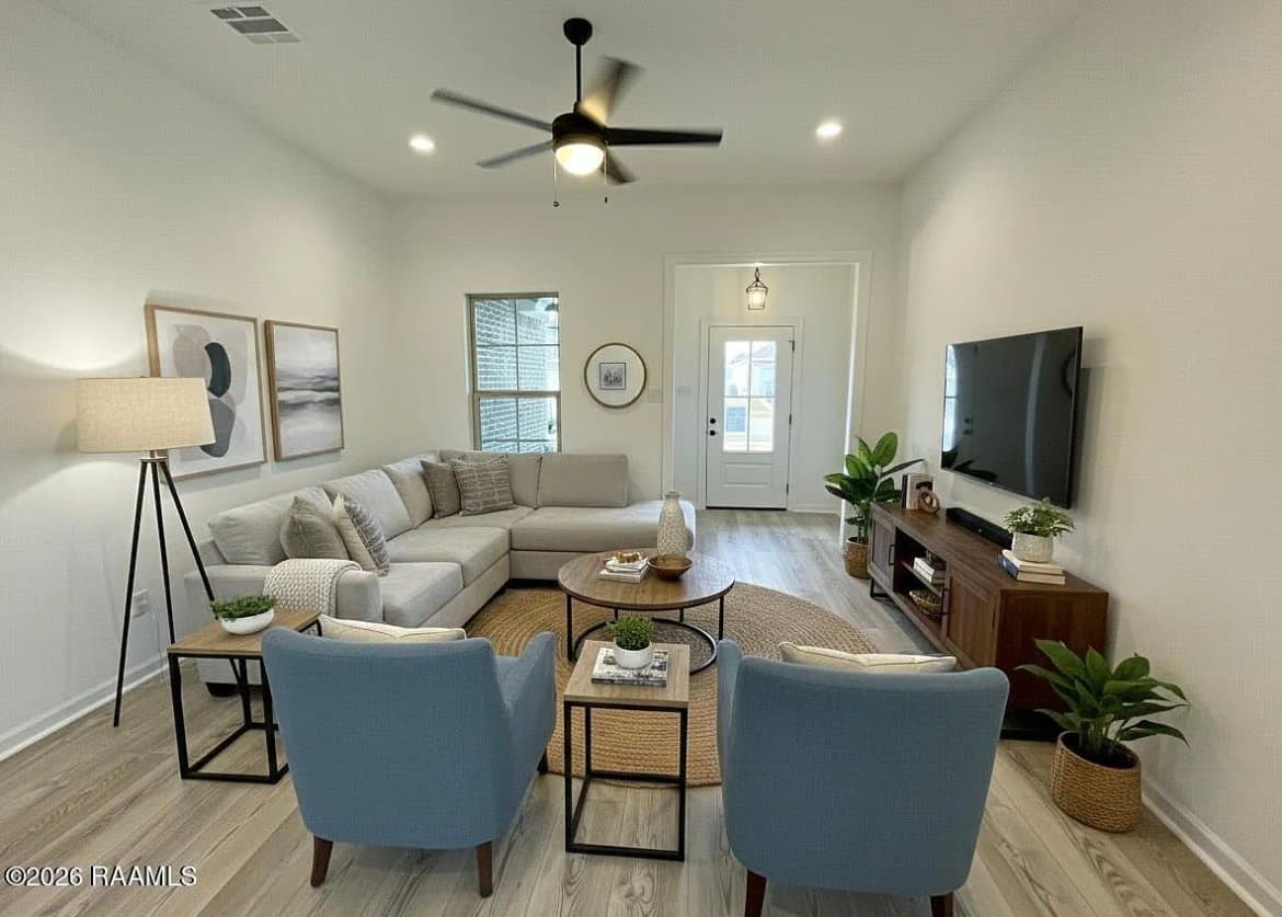 Maurice House: 3413 autumn park drive