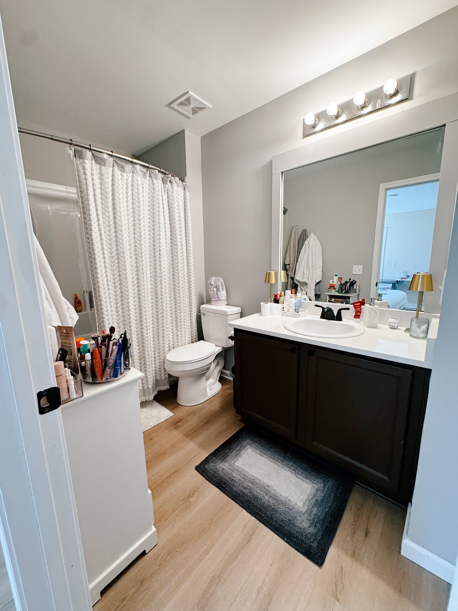 Bluffton Single Room: 215 dillard mill dr