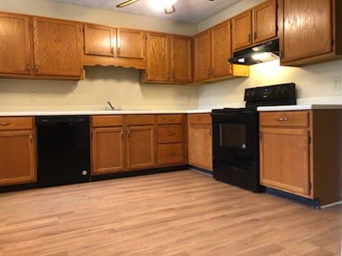 Peachtree Corners Townhome: 6642 Meadow Rue Dr