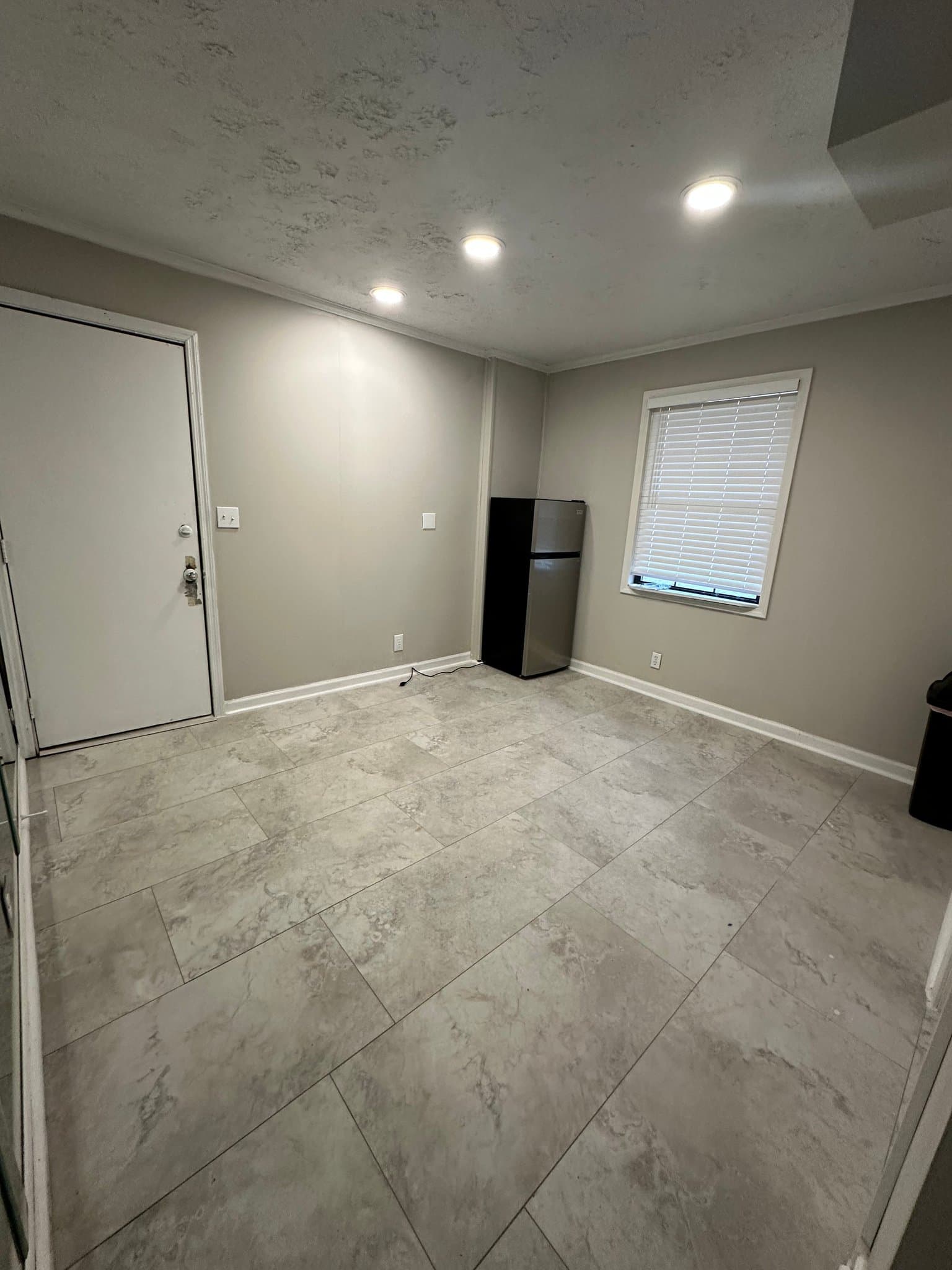 Decatur Single Room: 1 Rainbow Dr