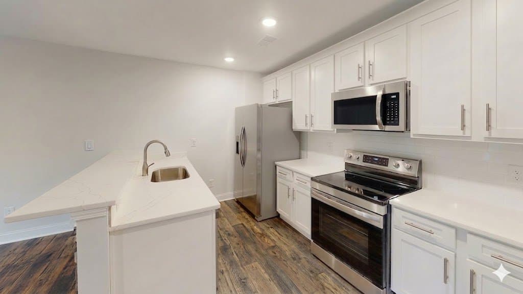 Columbia Townhome: 220 Winding Chestnut Drive