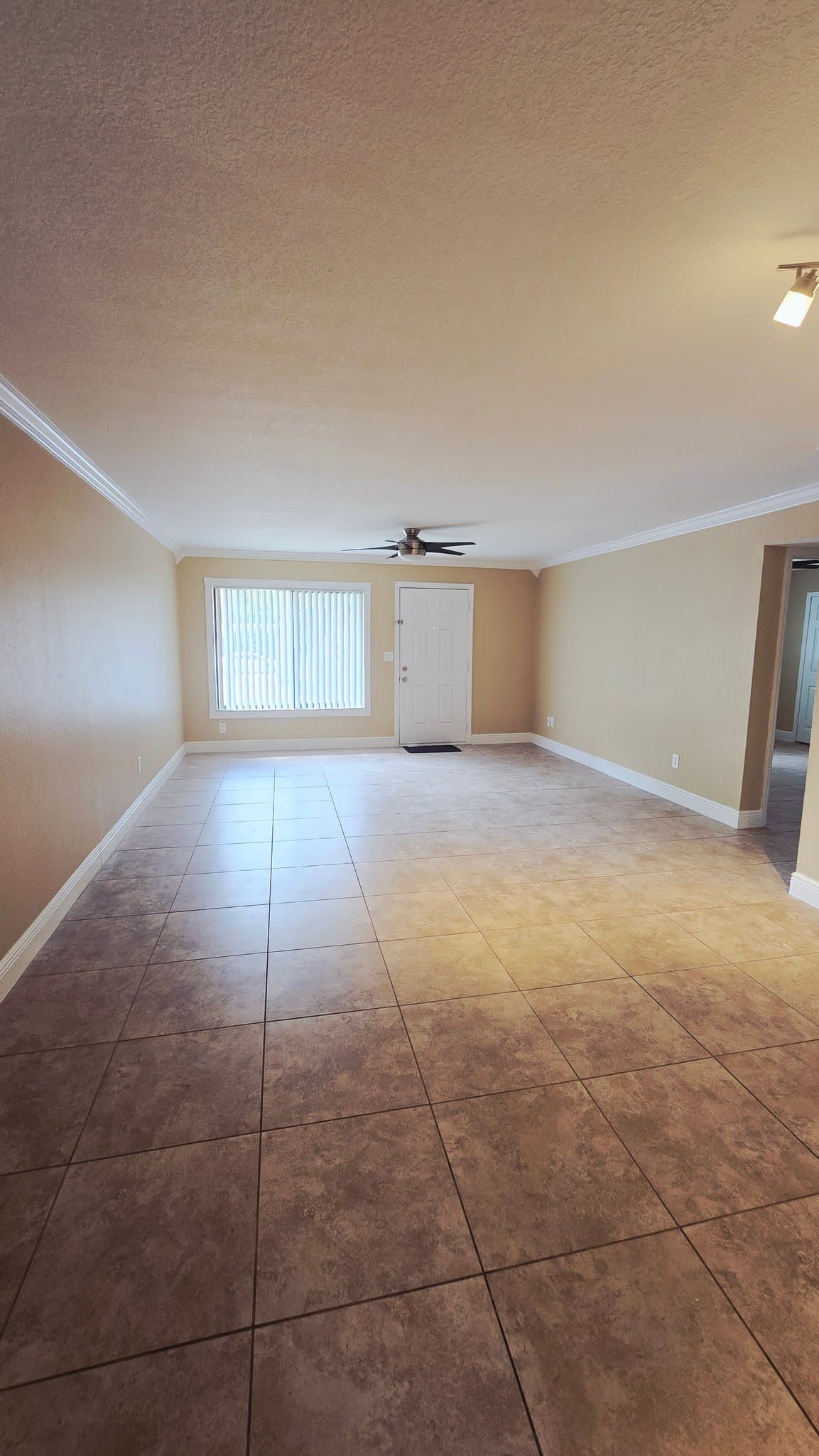 altamonte springs House: 555 northlake boulevard